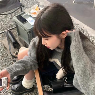 贱女孩2 海报